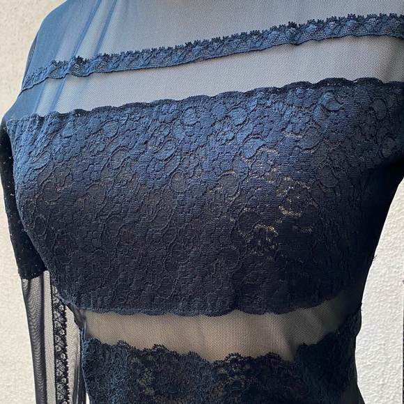 RESOLD ♦️Vtg Gemma Kahng Sheer Lace Top - Picture 5 of 6